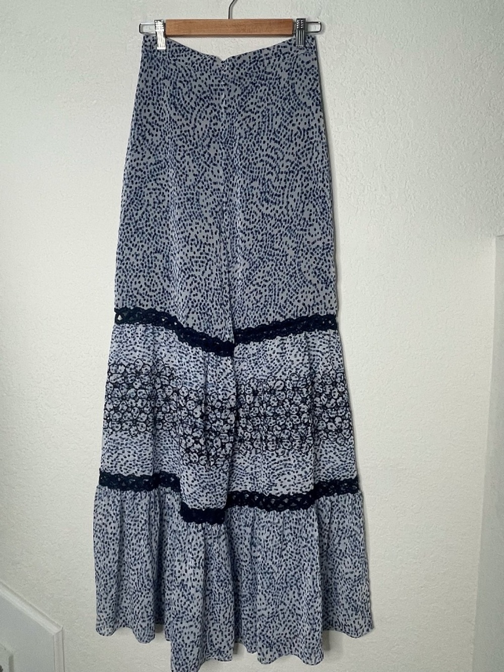 ALEXIS Wide Leg Pants Womens Size S Embroidered Crochet Floral Blue Boho Resort